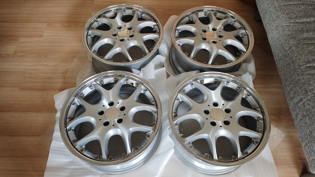 2-Piece 18″ BRABUS Monoblock V Wheels (RONAL Germany) - Image 5