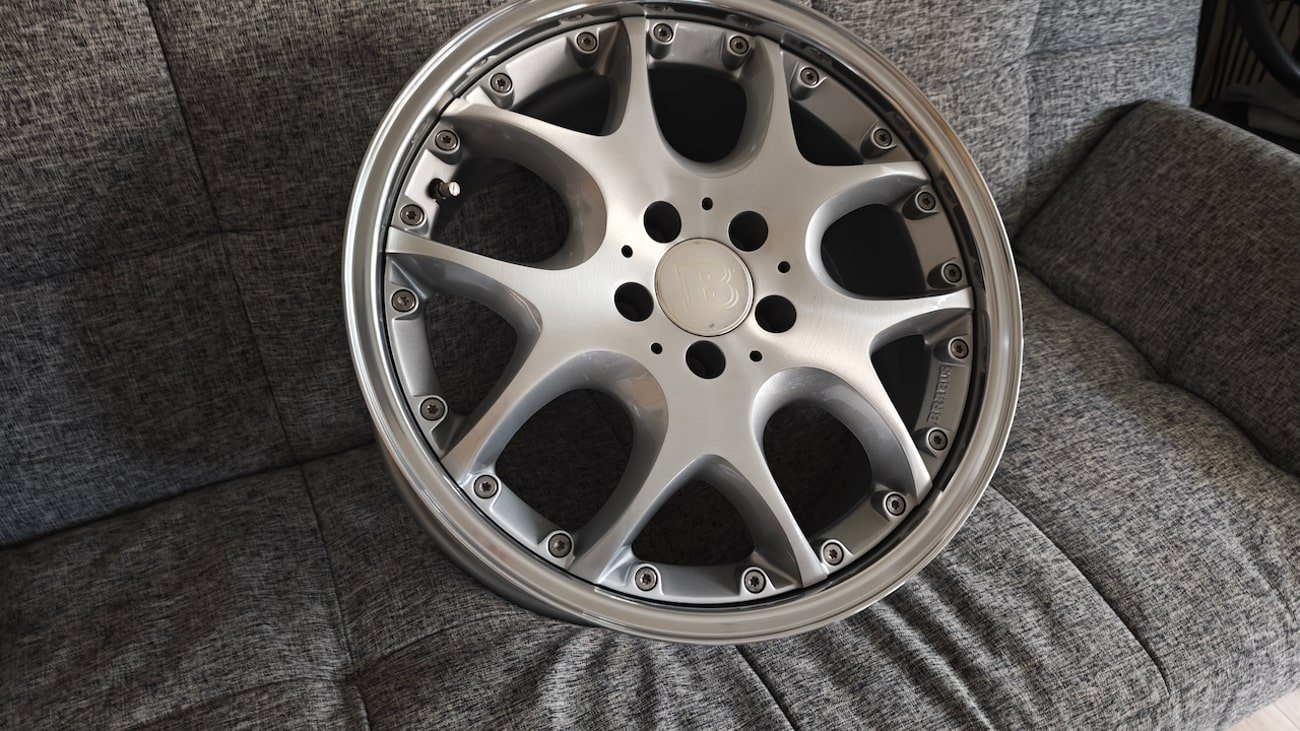 2-Piece 18″ BRABUS Monoblock V Wheels (RONAL Germany) - Image 4