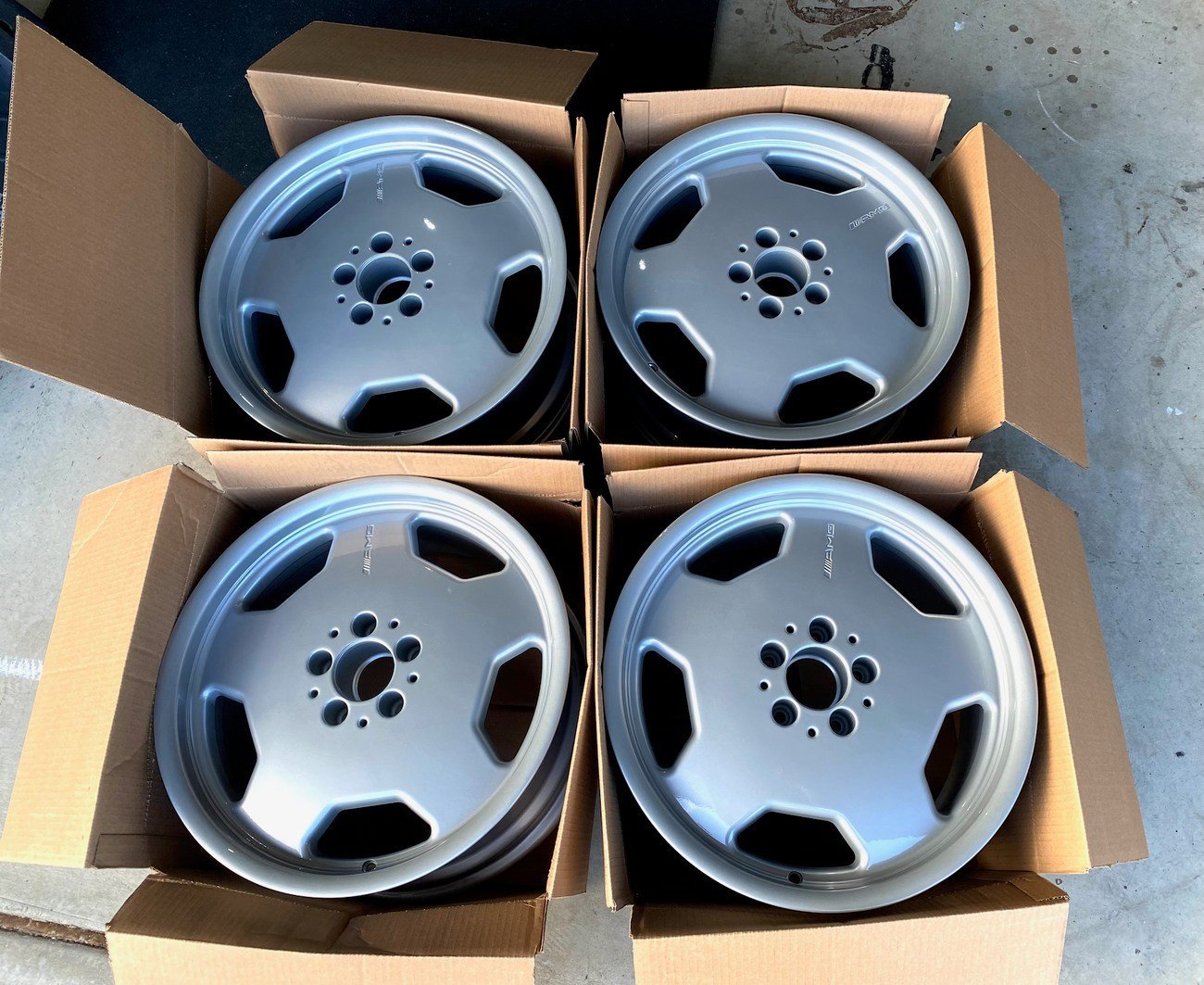 18 AMG Aero II Monoblock Wheels - Image 15