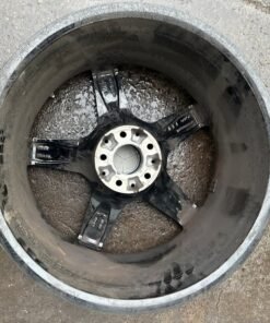 Alternative view of 19″ Staggered W218 CLS AMG Wheels