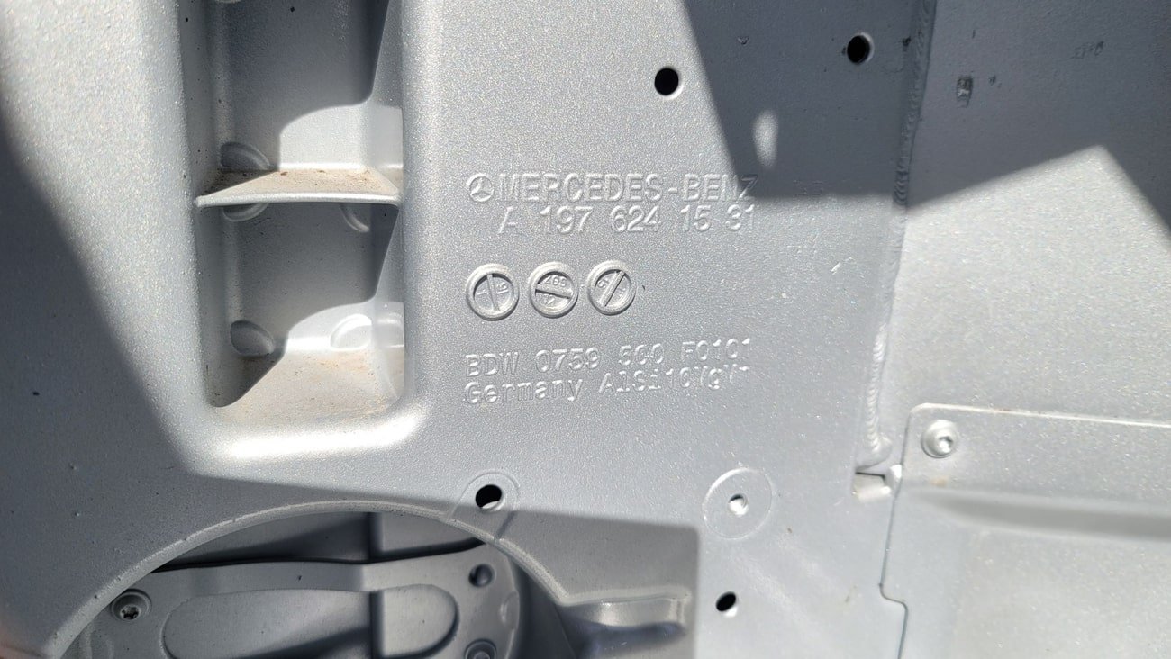 2018 Mercedes-AMG GT3 Chassis - Image 14