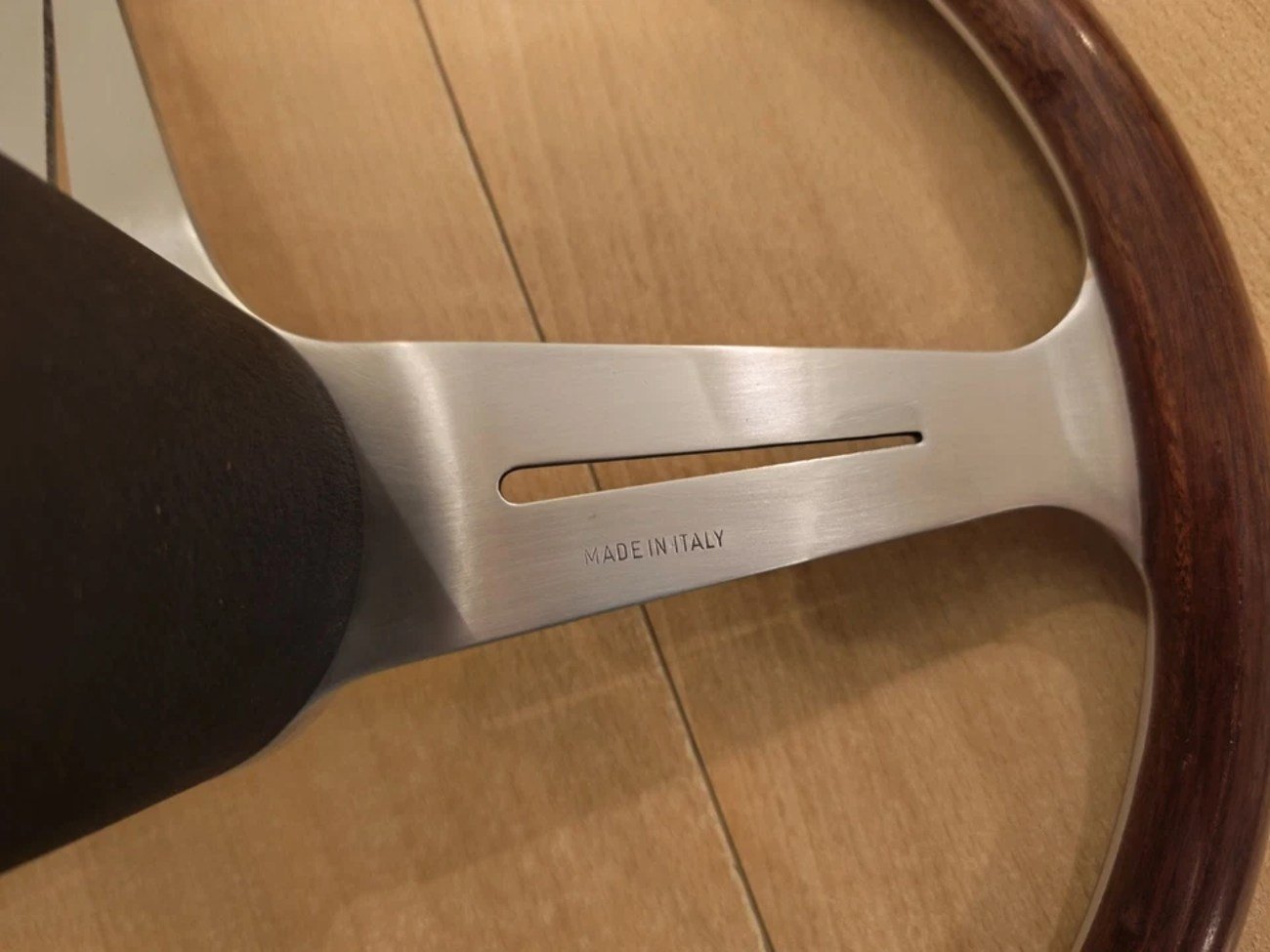 Nardi Wood Steering Wheel - Image 9